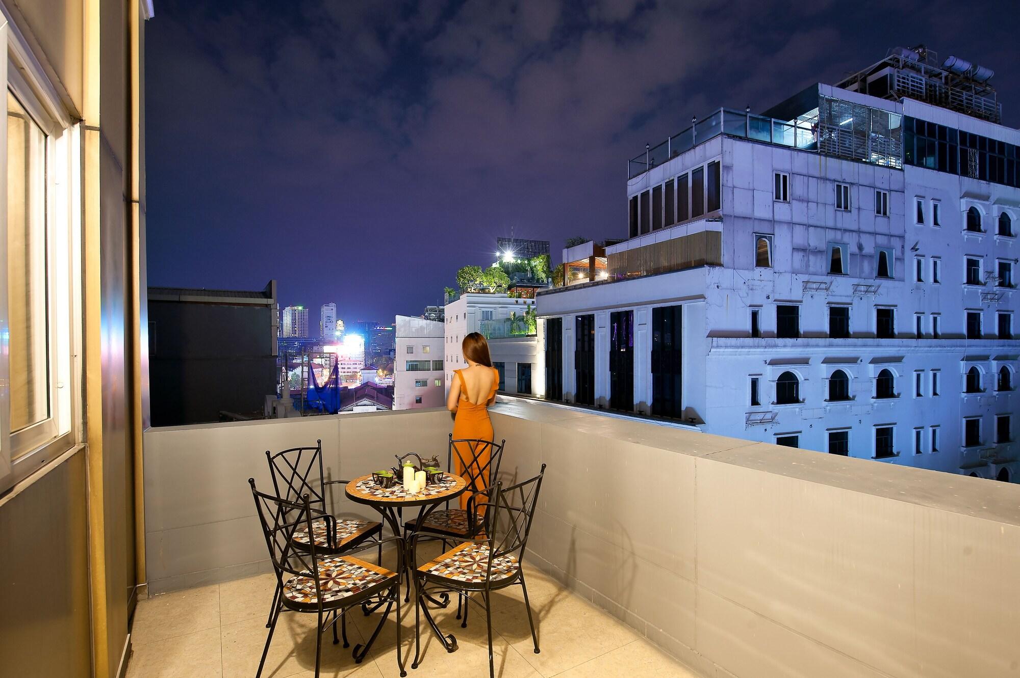 Adora Hotel Хошимін Екстер'єр фото
