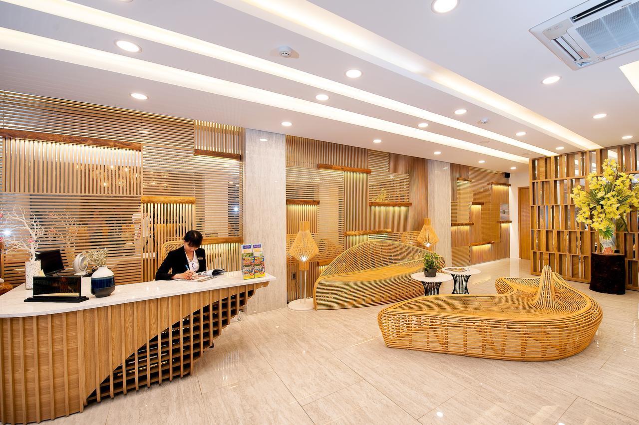 Adora Hotel Хошимін Екстер'єр фото